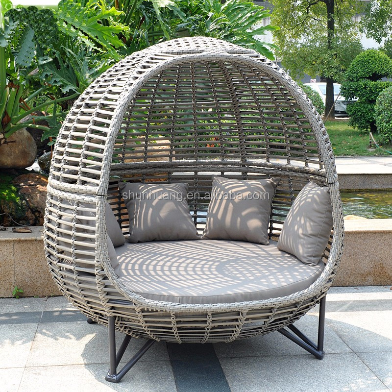 Nordic Patio Canopy Daybed Out - đánh giá và giá Outdoor Daybed Sofa
